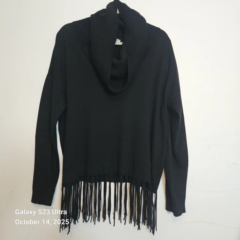 Michael Kors Women's Turtleneck Sweater Bottom Fringe Size Large Black